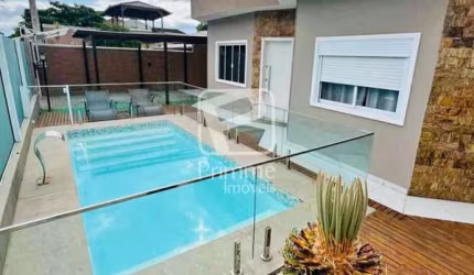 Casa com piscina em camboriu, São Francisco de Assis, Camboriú - SC