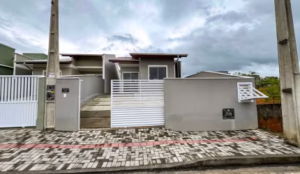Casa à venda no bairro Estrada das Areias - Indaial/SC