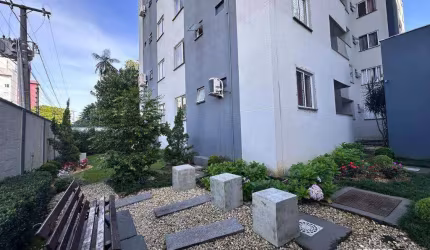 Apartamento com 2 dormitórios à venda, 49 m² por R$ 308.000,00 - Costa e Silva - Joinville/SC