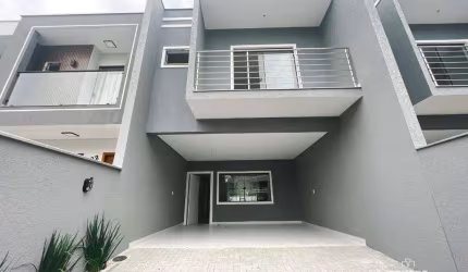 Sobrado com 3 dormitórios para alugar, 145 m² por R$ 4.980,01/mês - Saguaçu - Joinville/SC