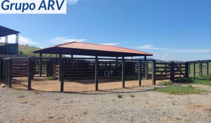 Chácara / sítio com 3 quartos à venda na Estrada Municipal, Mostardas, Monte Alegre do Sul por R$ 8.500.000