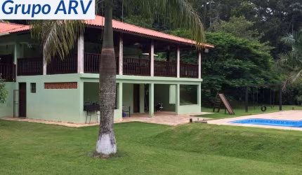 Sítio com 64.000 m² em Arujá