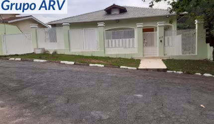 casa  em  Atibaia