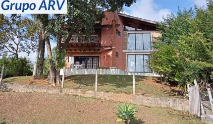Casa em Condomínio em Atibaia