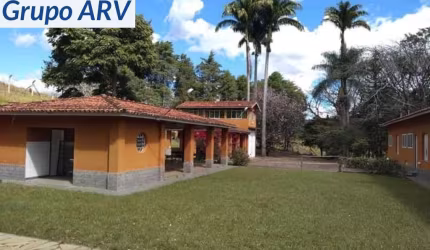 Fazenda com 36 alqueires em Amparo