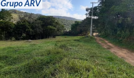 Terreno com 1.000 m² em Atibaia e região