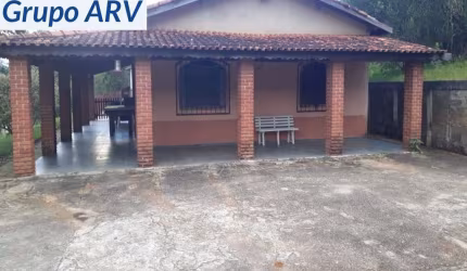 Sítio com 23 mil m² em Socorro