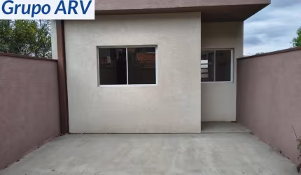 Casa com 2 quartos à venda na Rua Santo Antônio, Jardim São Felipe, Atibaia por R$ 375.000