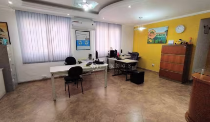 Casa com 5 dormitórios à venda, 200 m² por R$ 750.000,00 - Jardim Santa Maria - Jacareí/SP