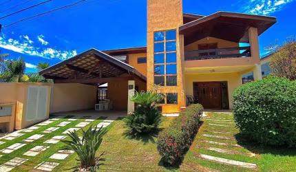 Sobrado com 4 dormitórios à venda, 350 m² por R$ 1.650.000,00 - Jardim Coleginho - Jacareí/SP