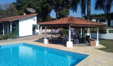 Chácara com 2 dormitórios à venda, 4000 m² por R$ 2.150.000,00 - Jardim Santo Antônio da Boa Vista - Jacareí/SP