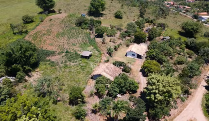 Chácara com 4 dormitórios à venda, 20800 m² por R$ 900.000,00 - Marambaia - Caçapava/SP