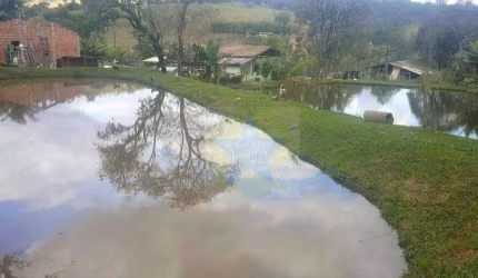 SÍTIO À VENDA EM PIRACAIA