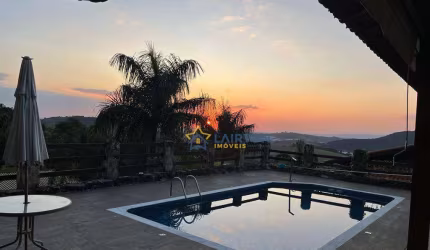 Chácara Exclusiva com 4 Dormitórios à Venda no Tanque, Atibaia/SP - Um Oasis de Tranquilidade e Lazer