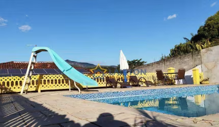 Chácara com 4 dormitórios à venda, 1000 m² por R$ 900.000,00 - Jardim Estância Brasil - Atibaia/SP