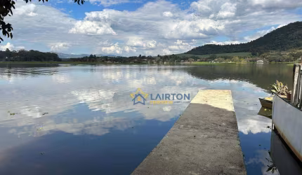 Encantadora Casa de 1 Dormitório com Vista para Lago à Venda - 58 m² - Usina, Atibaia/SP