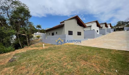 Casa à venda, 108 m² por R$ 680.000,00 - Jardim Estância Brasil - Atibaia/SP