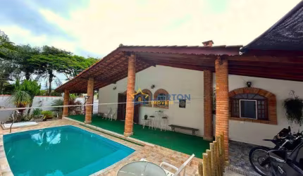Casa Maravilhosa em Condomínio Fechado – Conforto, Segurança e Muito Espaço!