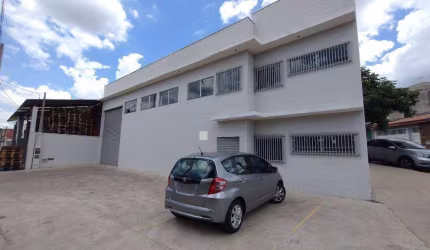 Barracão, Salto SP