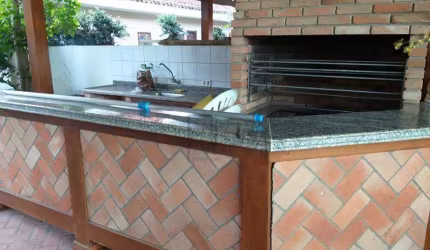 Casa com 2 suites para alugar, 210 m² por R$ 5.843/mês - Condomínio Vivendas do Lago - Sorocaba/SP