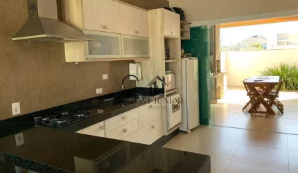 Casa com 2 dormitórios sendo 1 suite à venda, 90 m² por R$ 660.000 - Condomínio Terras de São Francisco - Sorocaba/SP