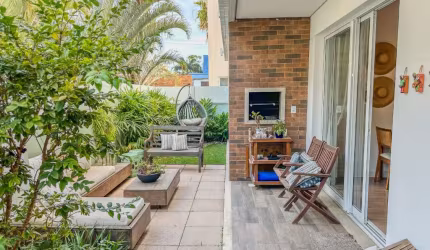 Apartamento garden 2 dormitórios no Campeche