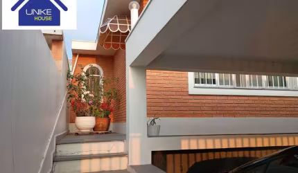 Casa térrea com 3 dormitórios com em veleiros