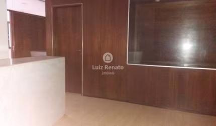 Amplo andar comercial na Avenida Prudente de Morais