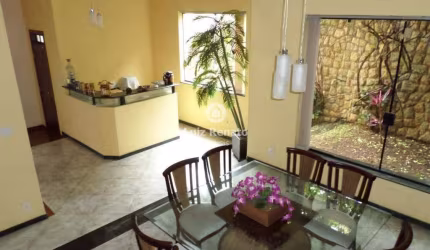 Linda casa estilo colonial - 310m² - Havaí
