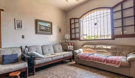 Casa para aluguel 3 quartos, 1 suíte, 15 vagas - Palmares