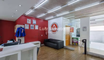 Sala à venda no bairro Santa Lúcia