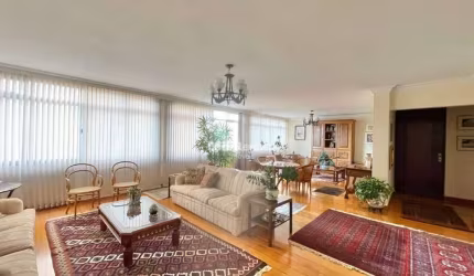 Apartamento á venda no bairro Serra
