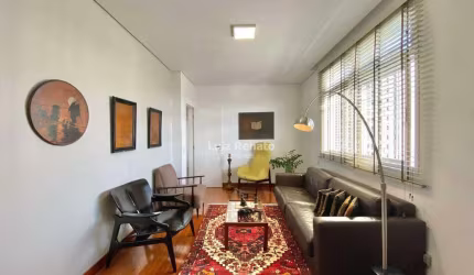 Apartamento á venda no bairro Santo Antônio