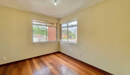 Apartamento à venda no bairro Serra