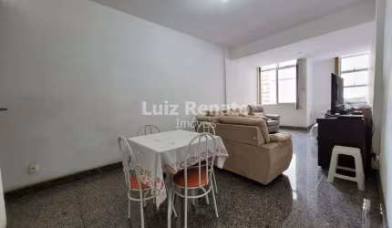 Apartamento á venda no bairro Centro