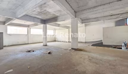 Excelente Imóvel Comercial no Subsolo de Prédio Comercial - 200m²