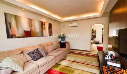Casa á venda no bairro Sagrada Família