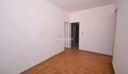 Apartamento á venda no bairro Serra