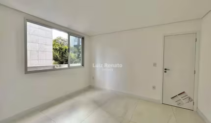 Apartamento á venda no bairro Santo Antônio