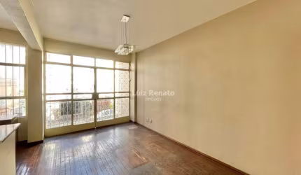 Apartamento á venda no bairro Coração de Jesus