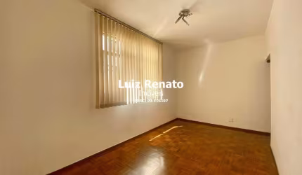 Apartamento á venda no bairro Coração de Jesus