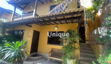 Casa em condomínio fechado!
