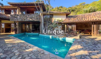 Casa com 5 dormitórios à venda, 500 m² por R$ 3.950.000,00 - Ferradura - Armação dos Búzios/RJ