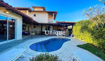 Casa com 4 dormitórios à venda, 280 m² por R$ 2.600.000,00 - Ferradura - Armação dos Búzios/RJ