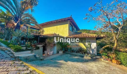 Belíssima casa vista mar!!