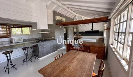 Loft a venda na praia da Ferradura Buzios