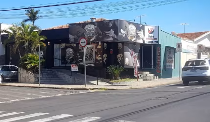 ALUGA SE CASA COMERCIAL PROXIMO HOSPITAL SANTA CASA