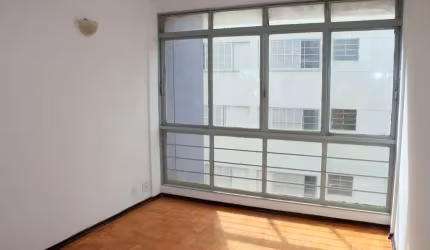 Apartamento reformado 2 dormitórios sem no Centro de Ribeirão Preto