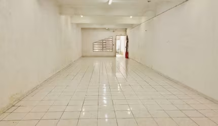 Sobrado comercial para locação 426m2, 2 vagas, 2 quartos, 3 salões, R$ 12 mil, Vila Uberabinha, São