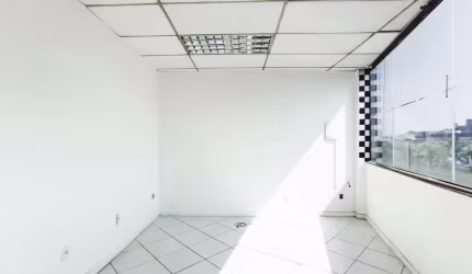Sala comercial para alugar, 13m² em frente ao Shopping Aricanduva, R$ 650/mês, Jd Aricanduva - São